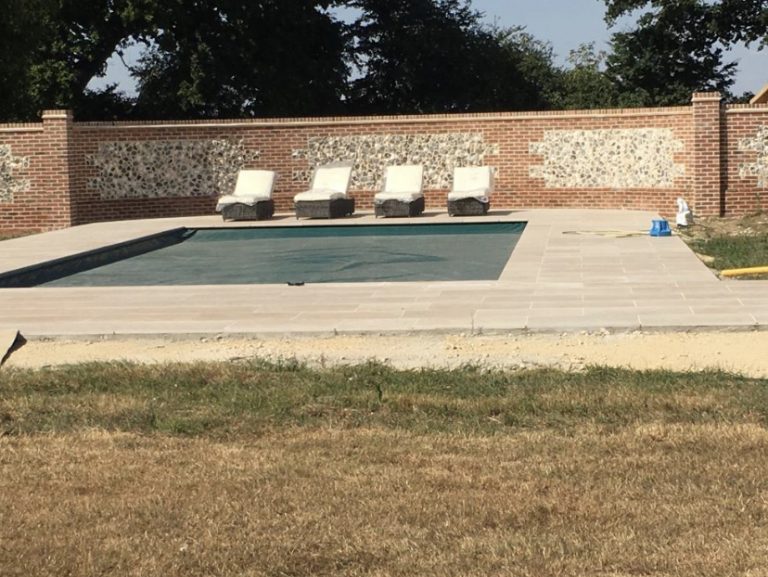 Flint wall in Widdington by Judge Construction