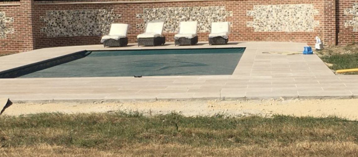 Flint wall in Widdington by Judge Construction